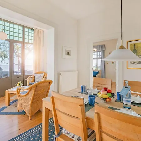 Strandklause 01 公寓 *